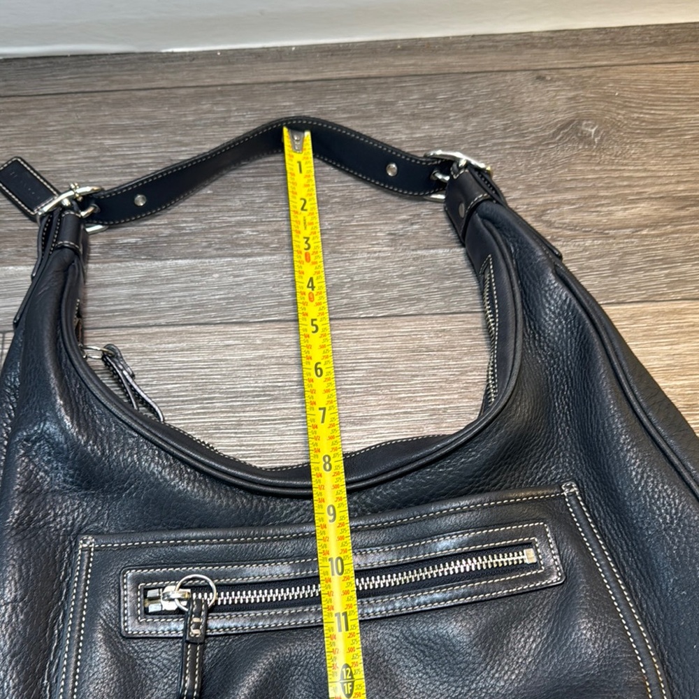 Vintage Coach Black Leather Shoulder Bag - Picture 6 of 15